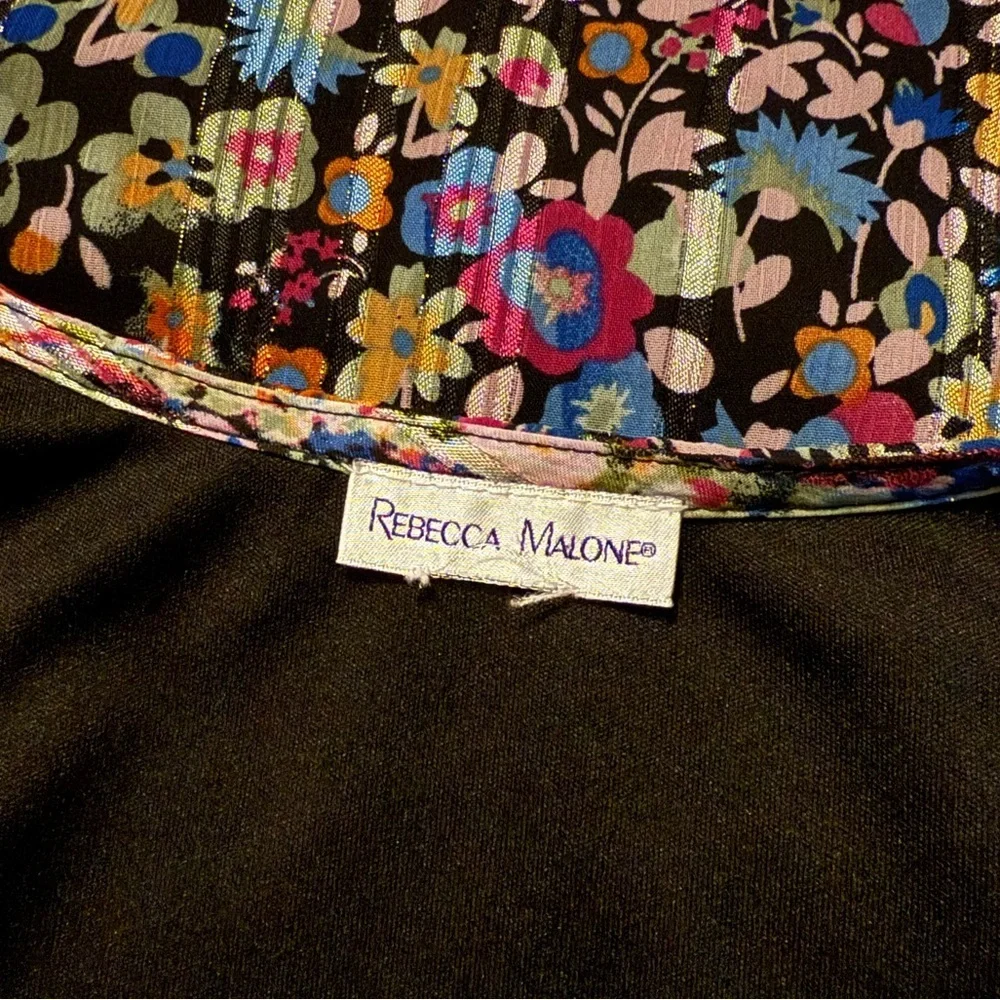 Rebecca Malone Size Small Floral Blouse - Picture 4 of 4